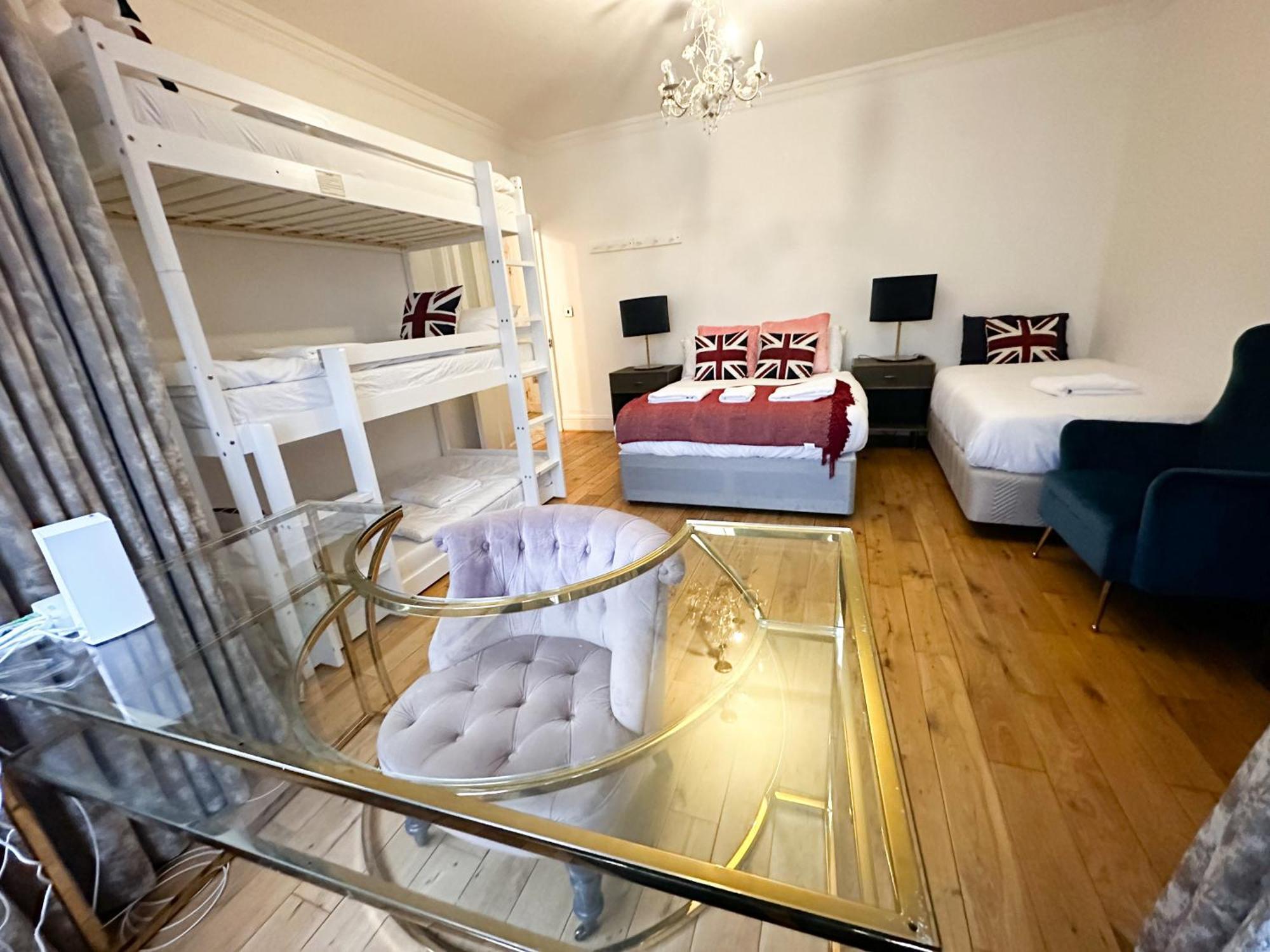 Holiday home Beahive House Redbridge