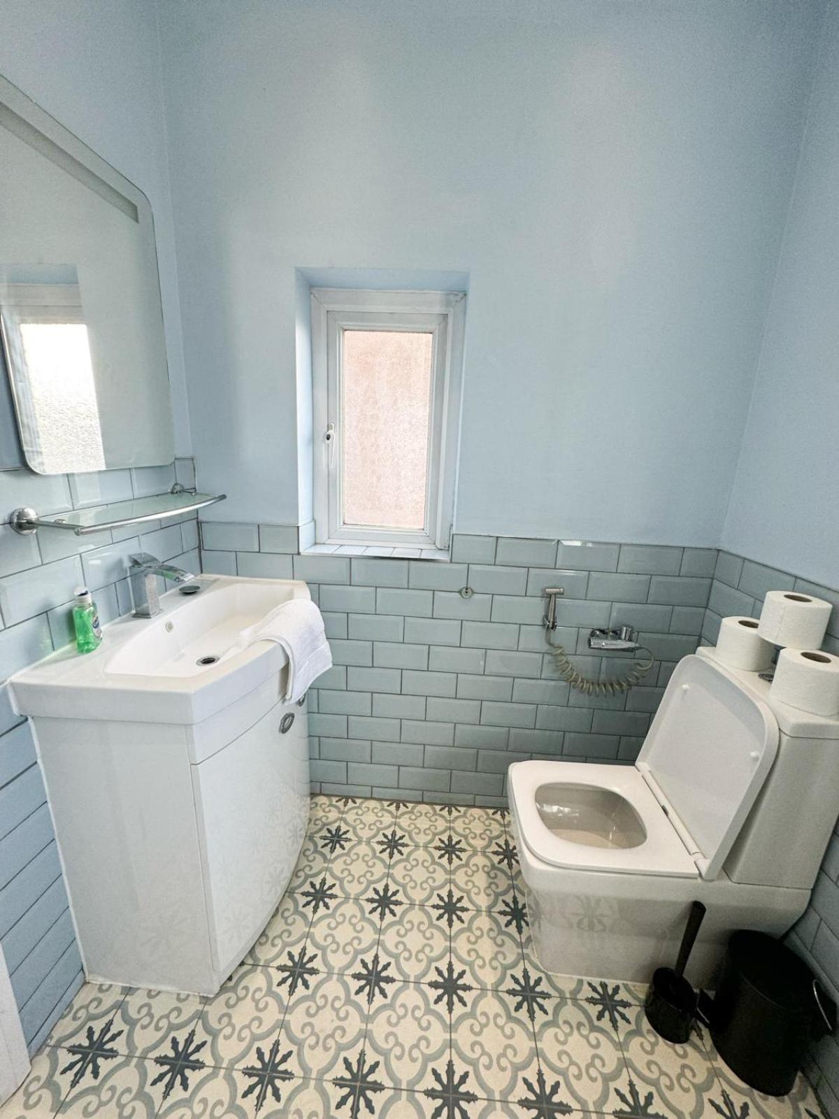 Beahive House Дом отдыха *