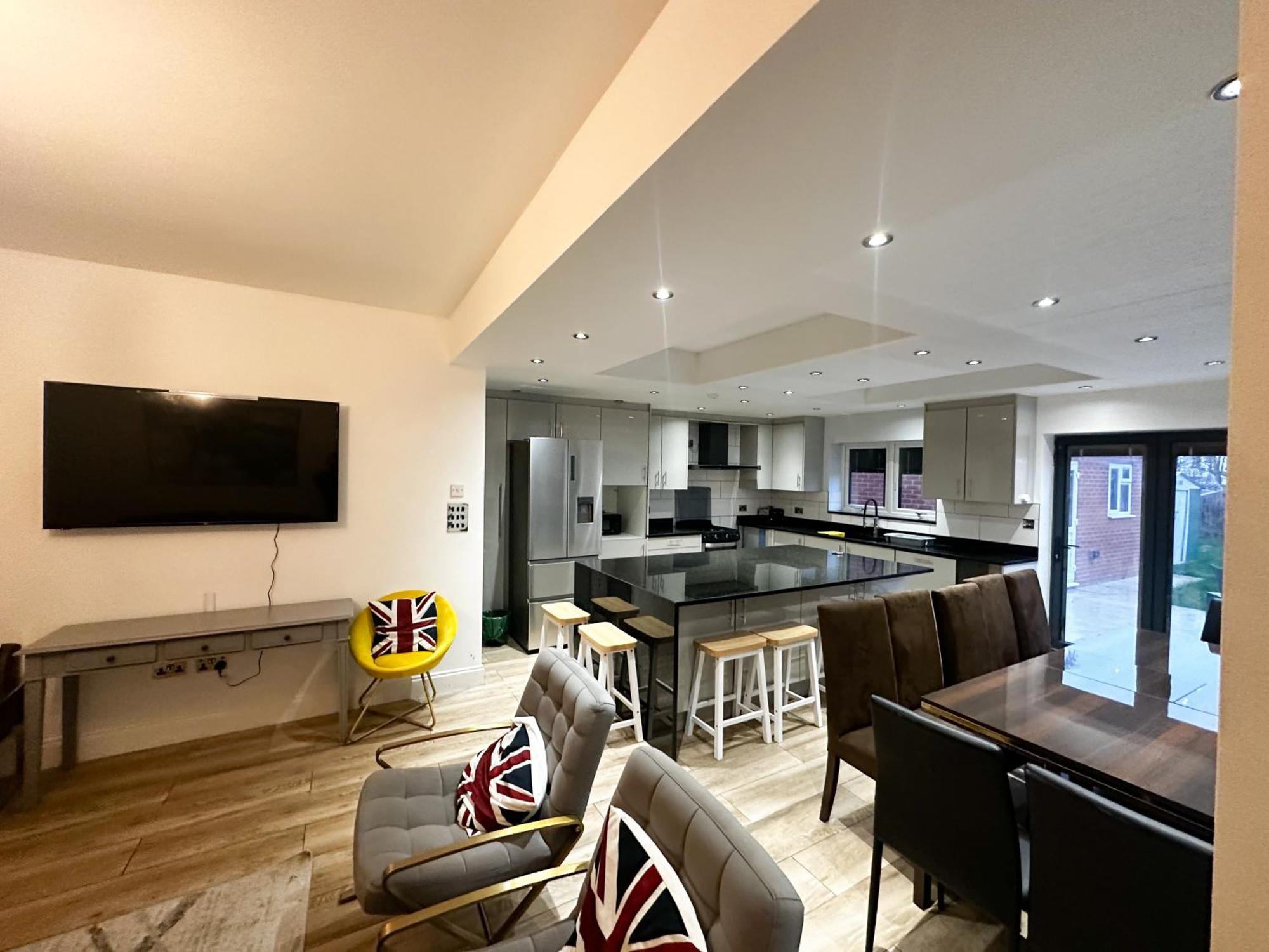 Beahive House *